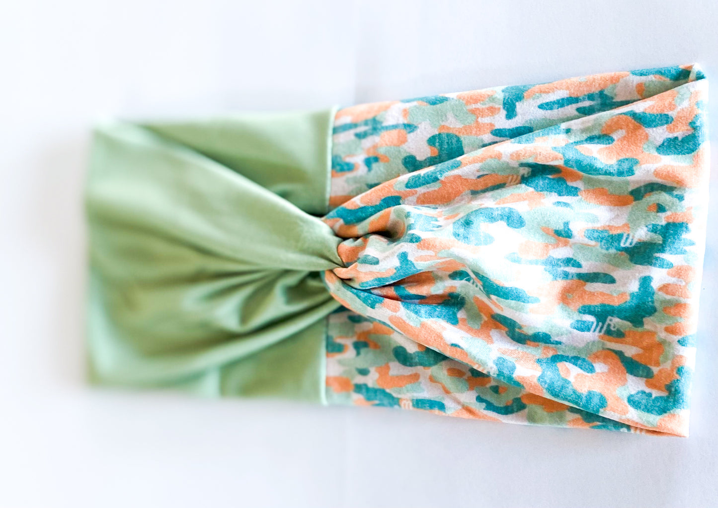 Camo Tennessee Teal/Solid Sage