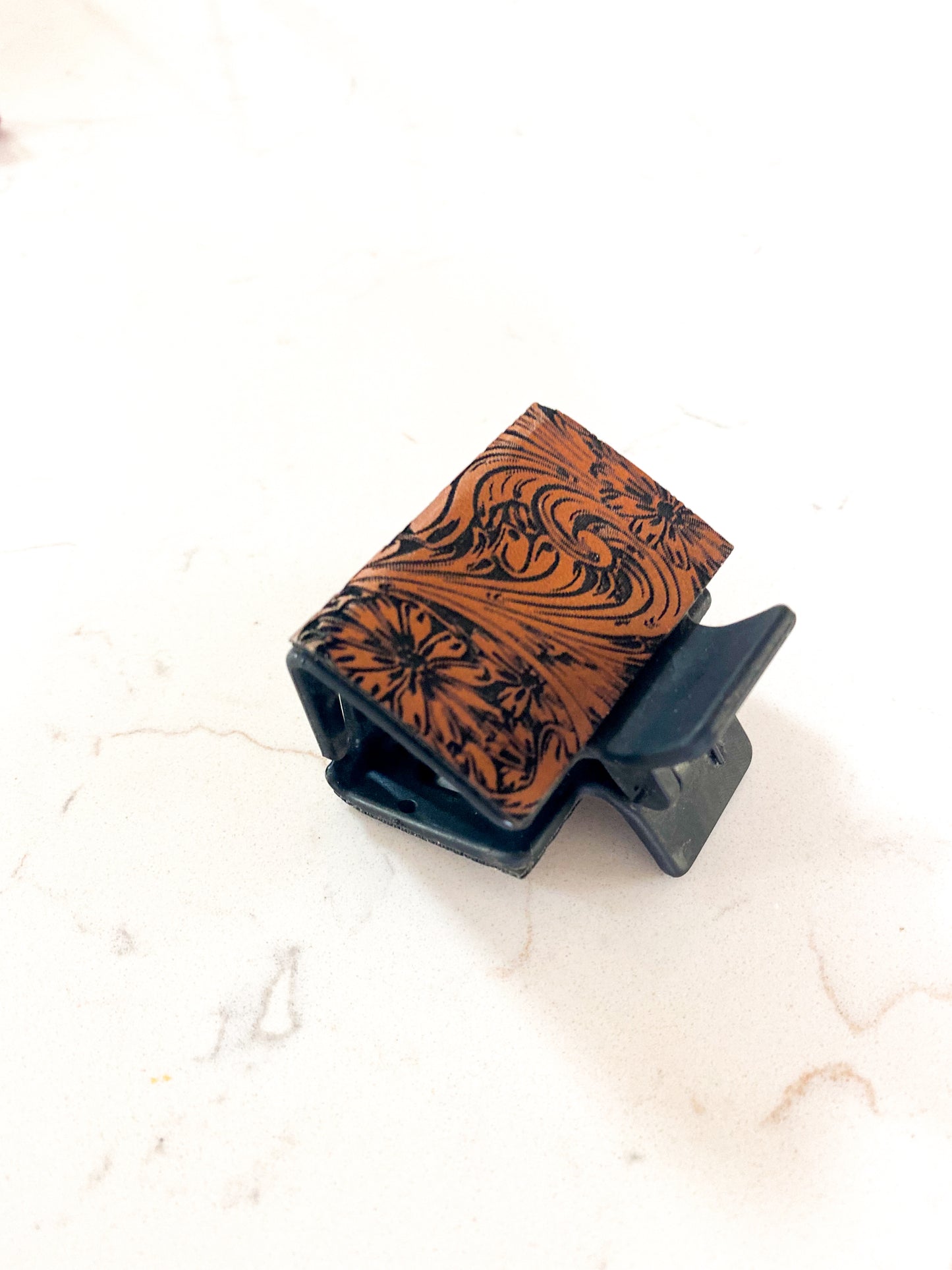 Tooled 2" Claw Clip