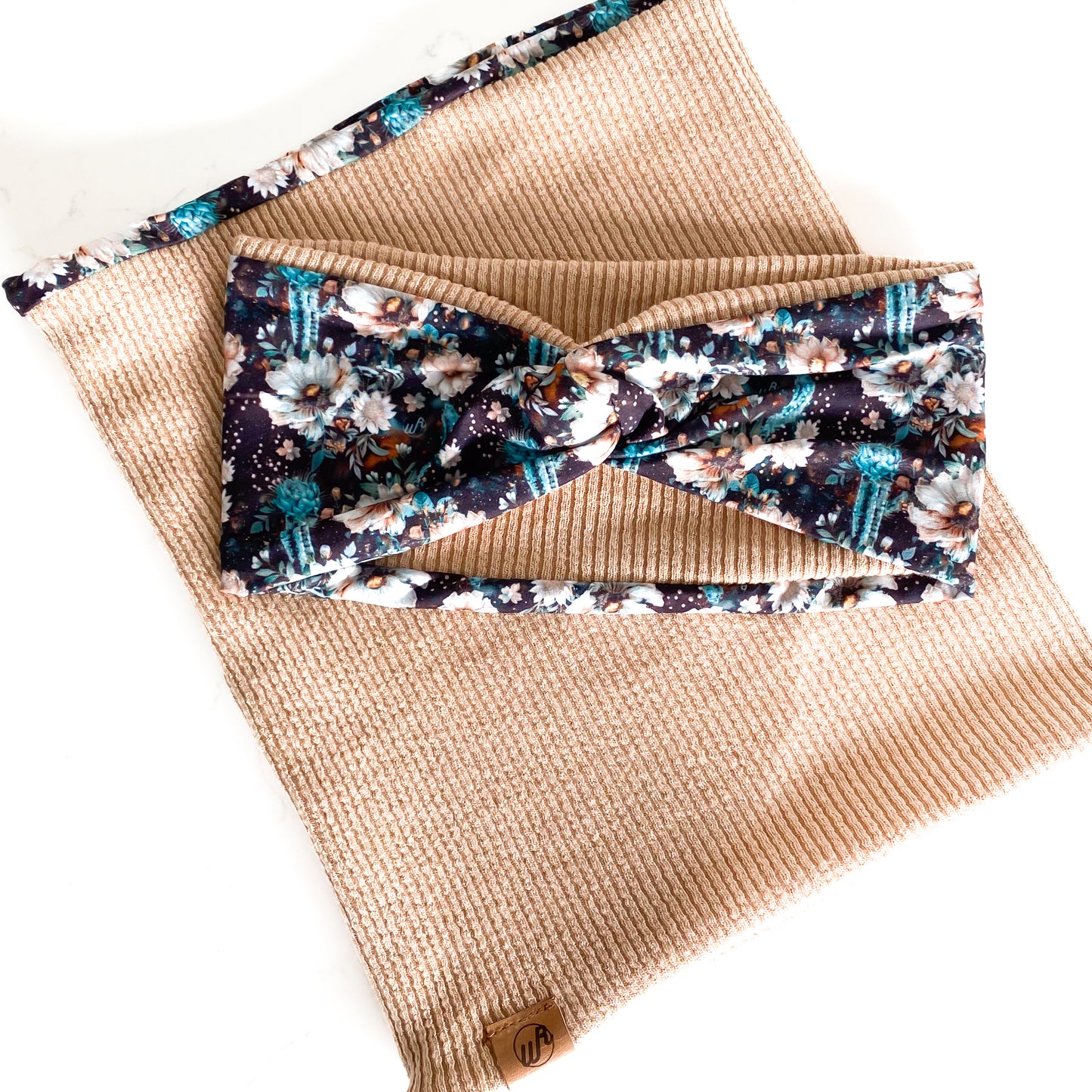 Cactus Floral Meadows and Tan Koozie Set