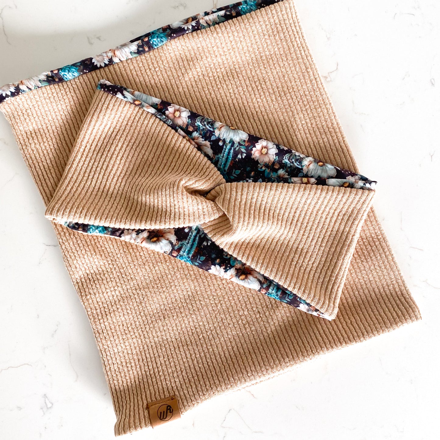 Cactus Floral Meadows and Tan Koozie Set