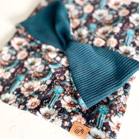 Cactus Floral Meadows and Teal Koozie Set