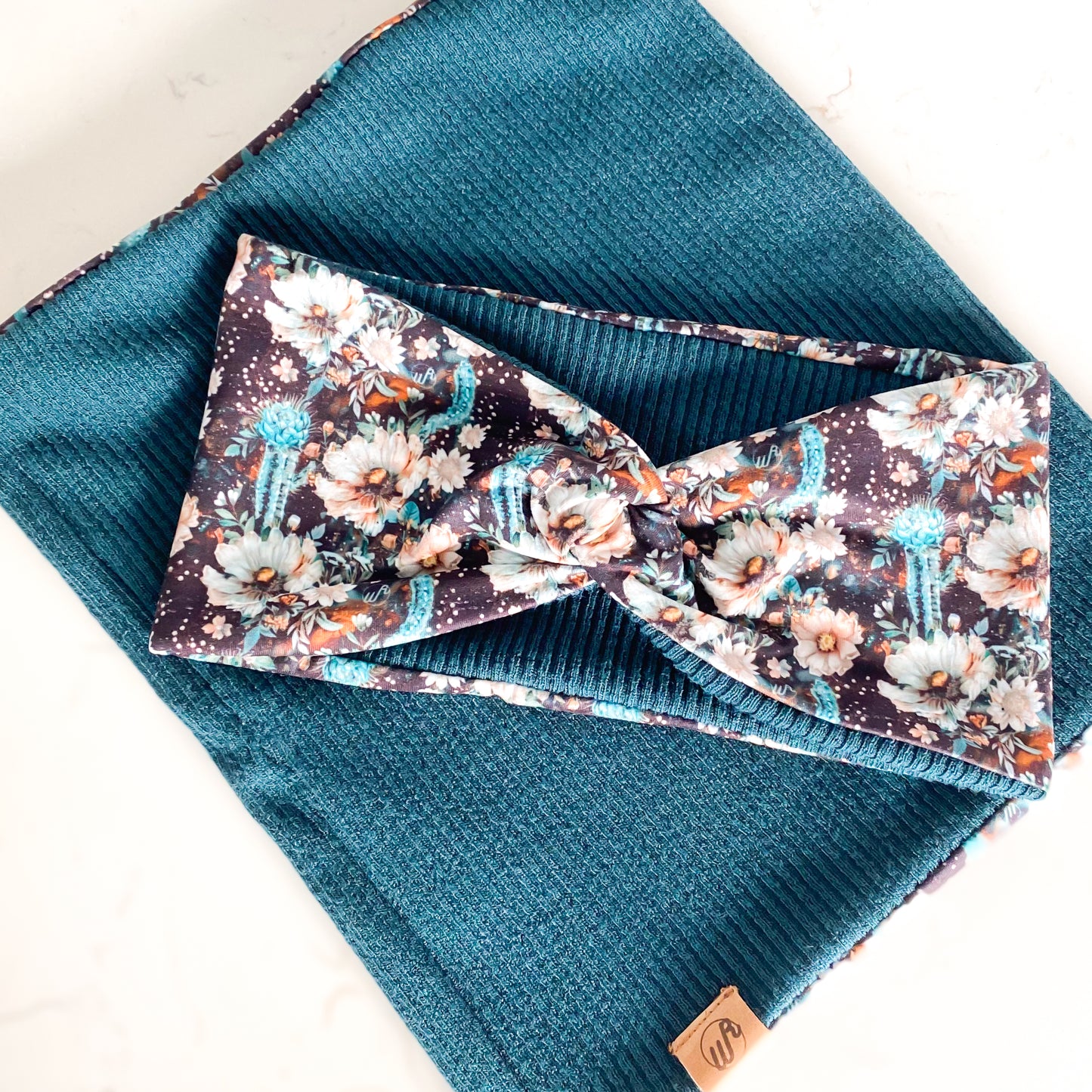 Cactus Floral Meadows and Teal Koozie Set