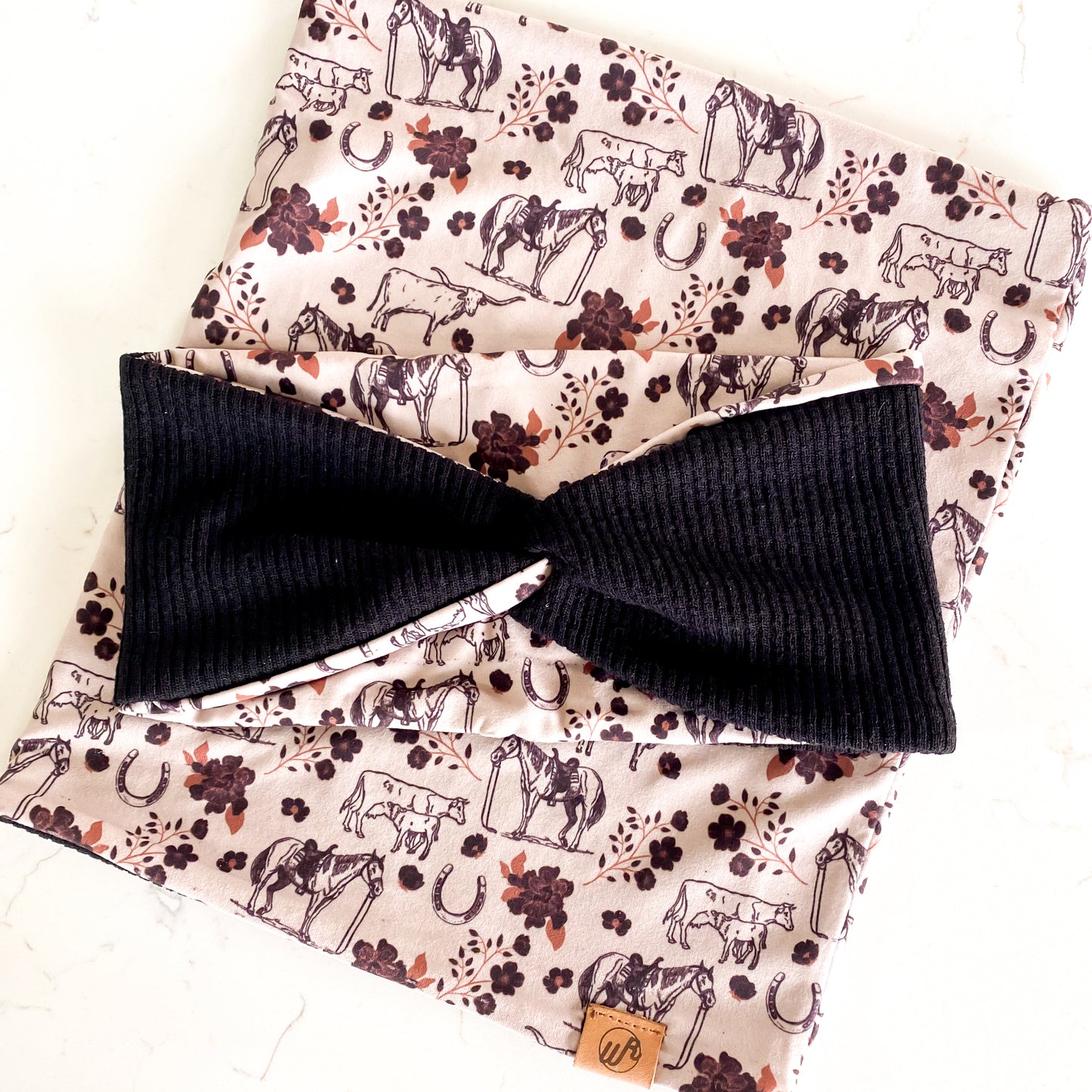 Floral Horse Toile Mocha and Black Koozie Set