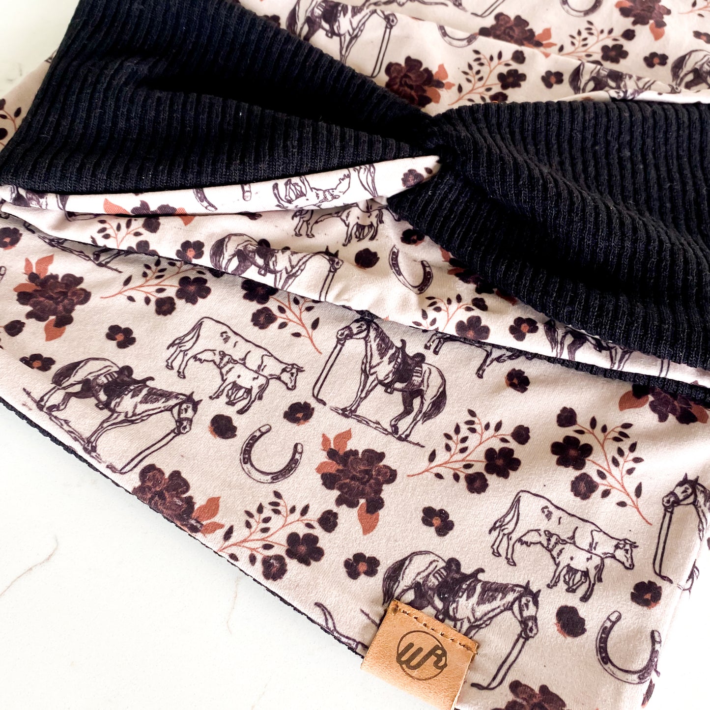 Floral Horse Toile Mocha and Black Koozie Set