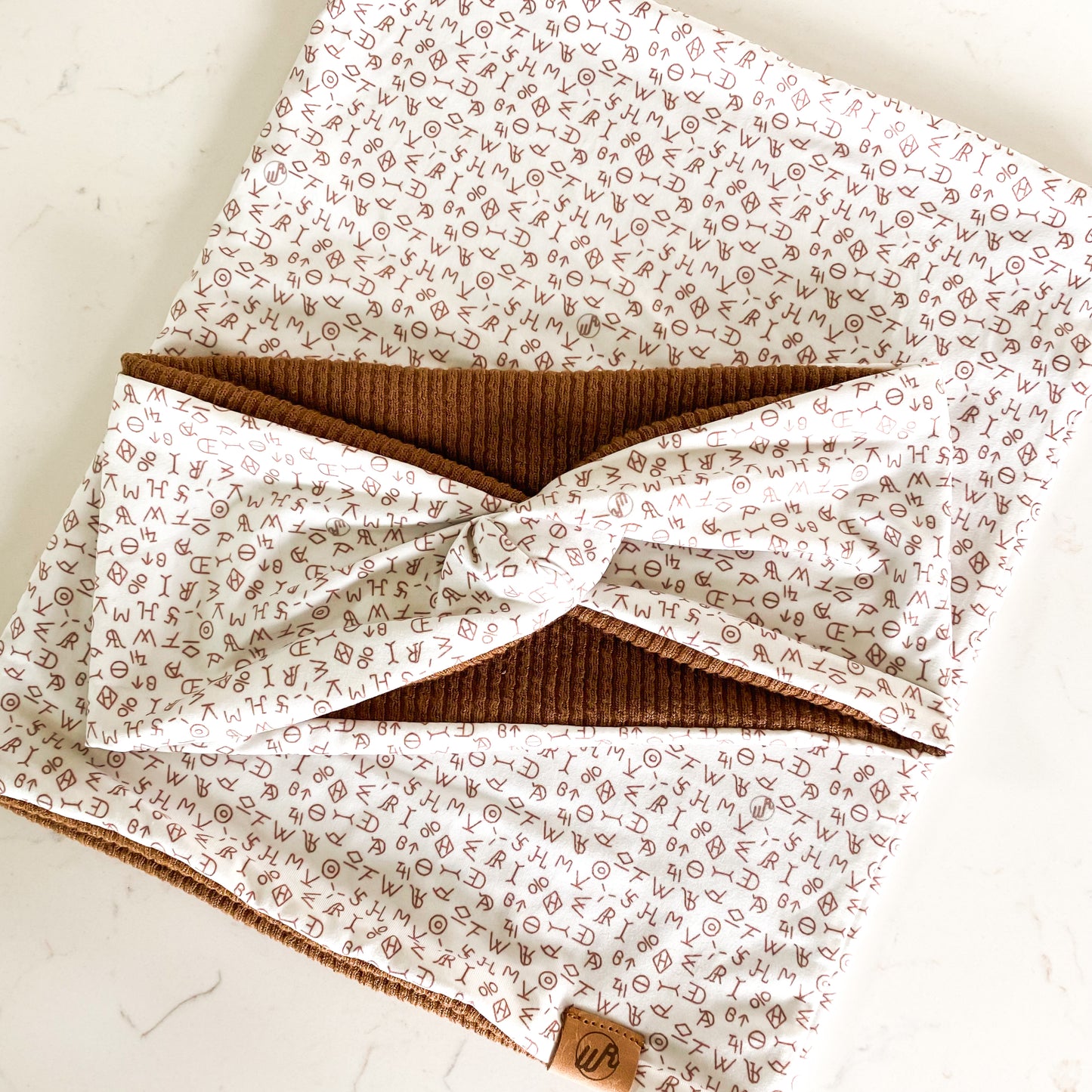 Cattle Brands Ivory and Chestnut Koozie Set