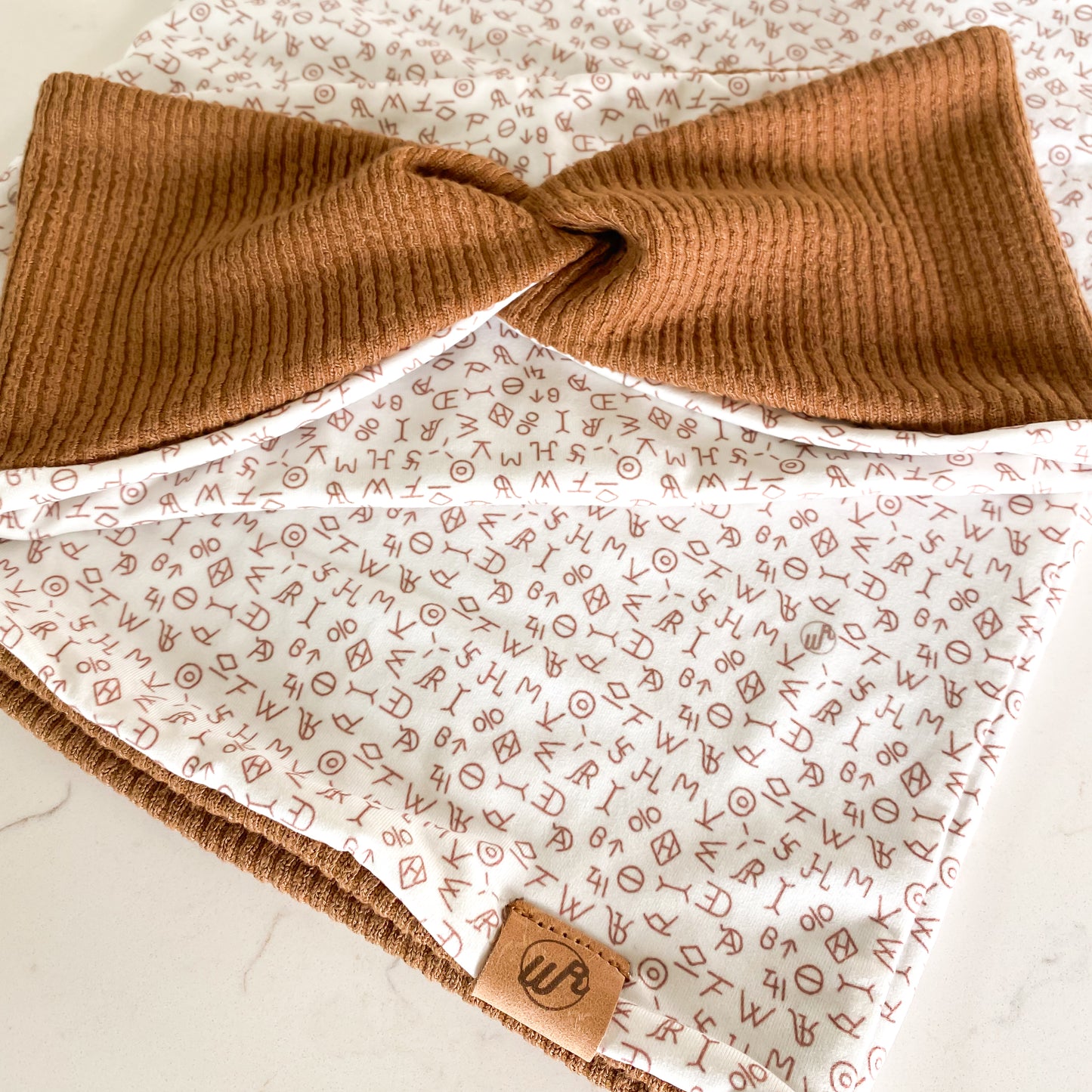Cattle Brands Ivory and Chestnut Koozie Set
